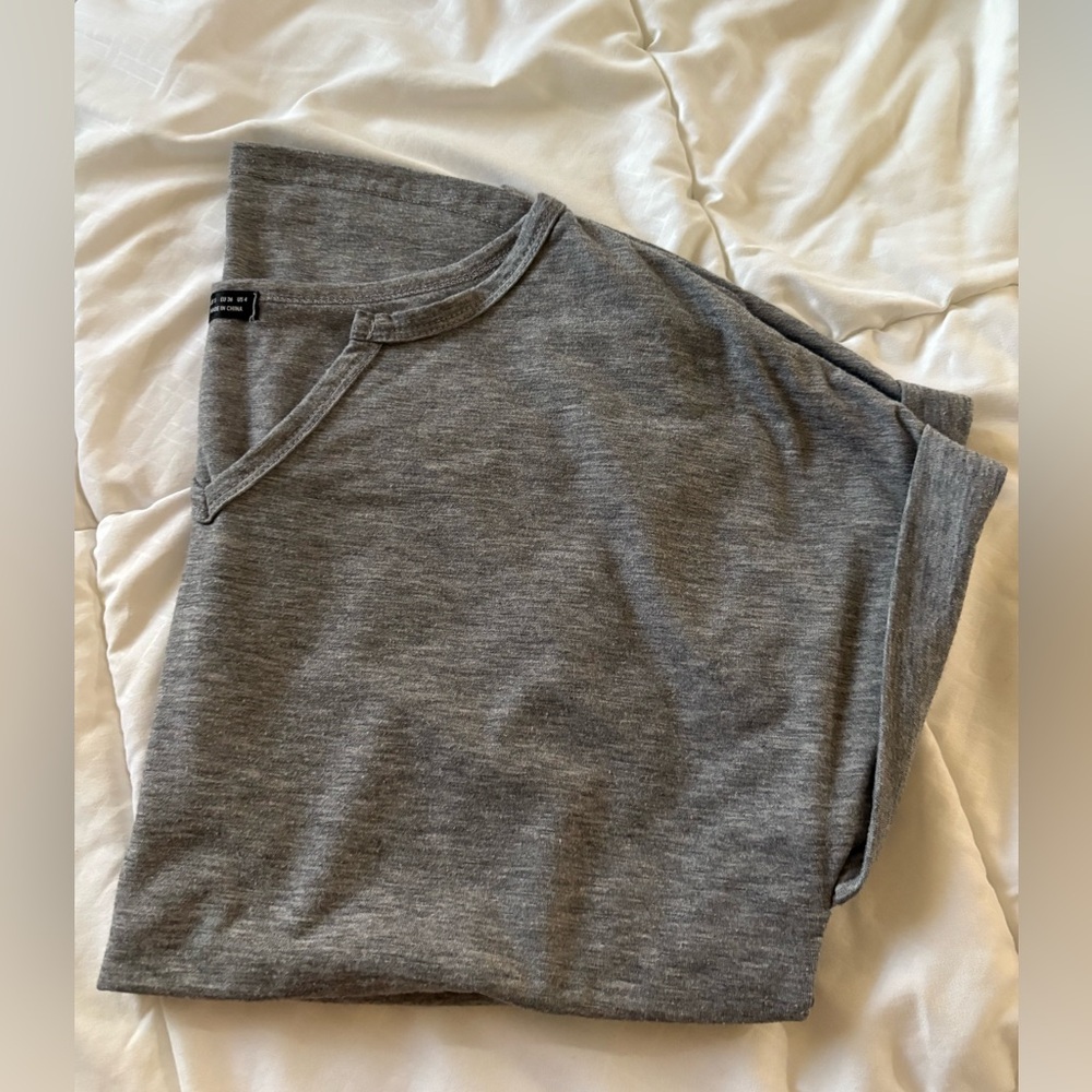 Flowy tshirt - Picture 2 of 3